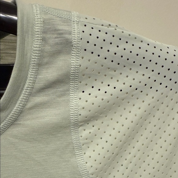 NWT Sweaty Betty Mint Breeze Running Women'sTop Lightweight/Quickdry Sz S Active - Picture 4 of 12